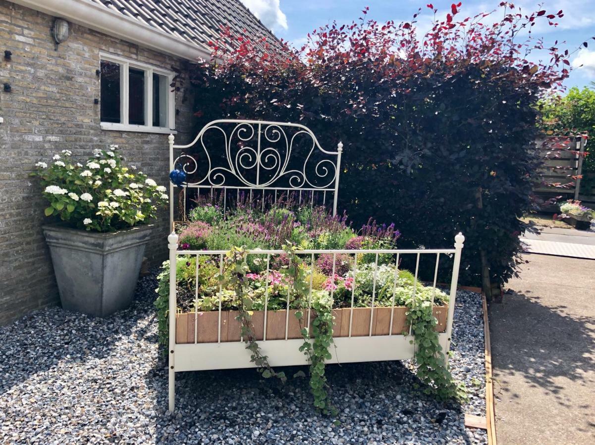Bed And Breakfast Lutje Lollum Franeker Buitenkant foto
